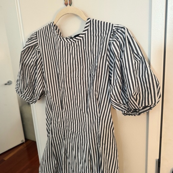 WHO WHAT WEAR striped puff sleeve maxi dress - Picture 6 of 7